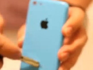 iPhone-5C-scratch-resistance-520x290