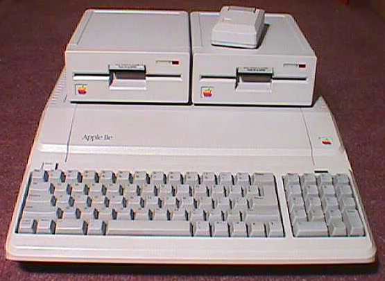 Apple_IIeSystem
