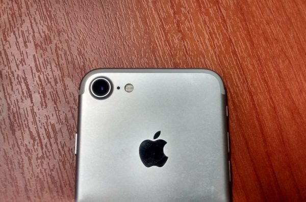 apple_iphone7_6